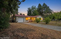 521 S Olive Ave, Sandpoint, ID 83864