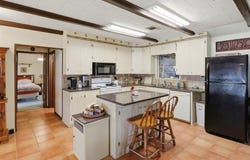 1412 Parkway St, Tow, TX 78672