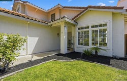 4700 Hunter Peak Ct, Antioch, CA 94531