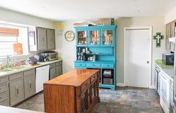 208 Robbie Rd, Crane, TX 79731