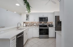6830 BEACH RESORT Drive, Naples, FL 34114