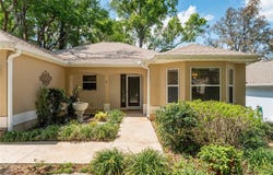 110 CHULA VISTA Avenue, LADY LAKE, FL 32159