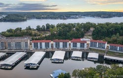40 Lighthouse Road, Lake Ozark, MO 65049