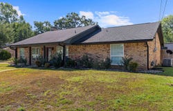 326 E Robinwood, White Oak, TX 75693