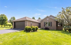 108 Winfield Manor Dr, Mars, PA 16046