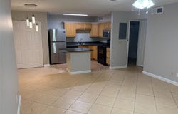 360 LAKEPOINTE Drive, ALTAMONTE SPRINGS, FL 32701