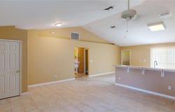 18 LLOLEETA Path, PALM COAST, FL 32164
