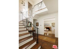 604 S Arden Blvd, Los Angeles, CA 90005