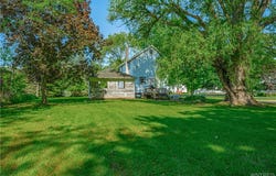 1721 Quaker Road, Barker, NY 14012
