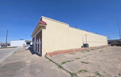 214 N Railroad Street, Mexia, TX 76667