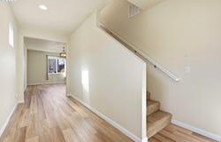 904 BEAR CREEK Dr, Molalla, OR 97038