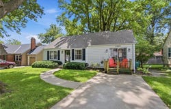 5426 Juniper Drive, Roeland Park, KS 66205