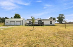 575 Lawrence 2075, La Russell, MO 64848