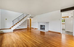 4358 E Brightview Ave, Whitehall, PA 15227