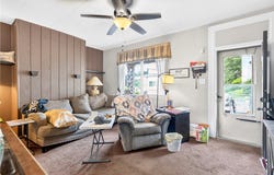 1218 Mutual St, Sheraden, PA 15204