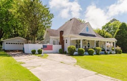 107 E Sullenberger Avenue, Malvern, AR 72104