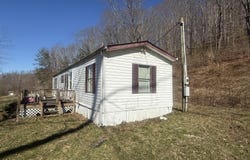 143 Marshall Hollow, Grayson, KY 41143