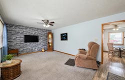 1208 Grant Ave, Norfolk, NE 68701