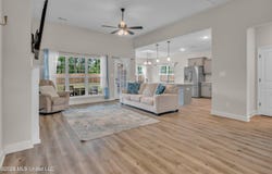 963 Buttermilk Drive, Nesbit, MS 38651