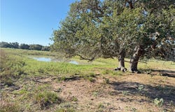1665 Garrett Road, Yoakum, TX 77995