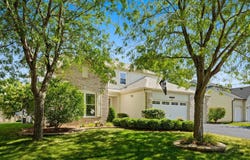 812 Honeysuckle Lane, Aurora, IL 60506