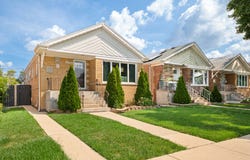 3738 W 83rd Place, Chicago, IL 60652