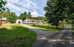 801 MOYERS LN, MATHIAS, WV 26812