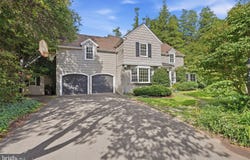 1204 EVERGREEN RD, YARDLEY, PA 19067