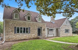 102 Circle Dr, Beloit, KS 67420