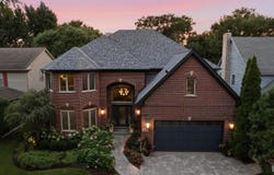 372 S Kenilworth Avenue, Elmhurst, IL 60126
