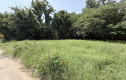 1326 W Crawford Street, Denison, TX 75020