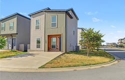 1080 Illinois Avenue, Centerton, AR 72713