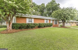 213 Debra Drive, Warner Robins, GA 31088
