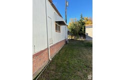 239 E DETROITER Ave, Murray, UT 84107