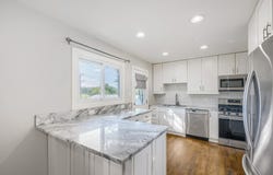 2050 Shepard Road, Hoffman Estates, IL 60169