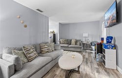 2270 Christopher Drive E, Mobile, AL 36609