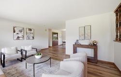 4054 Maple Grove Dr, Hubertus, WI 53033