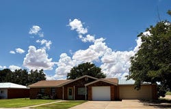 1207 Ave M, Seagraves, TX 79359
