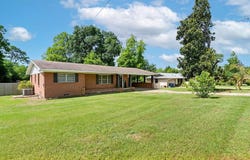 206 Lafayette Blvd, Gladewater, TX 75647