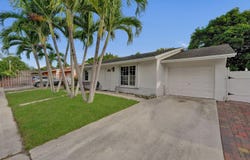 6134 E Wauconda Way E, Lake Worth, FL 33463