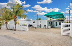 60 Bird Lane, Key Largo, FL 33037