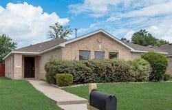 2133 Lone Pecan Drive, Mesquite, TX 75181