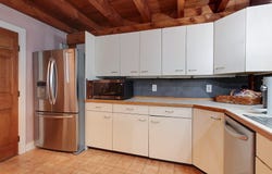 79 Hollis St, Dunstable, MA 01827