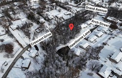 1 Crescent Drive, Hannibal, MO 63401