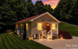 54 Thad Johnson Road, Saluda, NC 28773