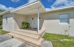 213 W 20th St, Hialeah, FL 33010