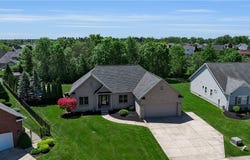 38 Nicholas Lane, Lancaster, NY 14086