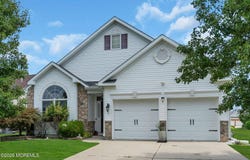 3 Eagleswood Drive, Waretown, NJ 08758