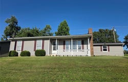 1605 McCutchen Road, Rolla, MO 65401