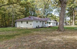 3165 Phalanx Mills Herner Road, Southington, OH 44470